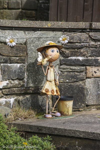 Flower girl. Crinan Canal, Argyll 2017.